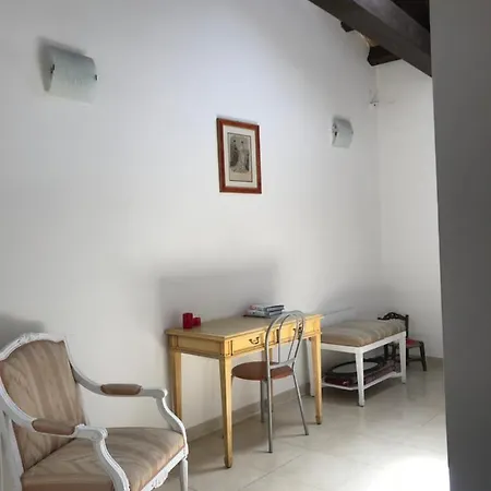 Casa Almaco דירה קליארי